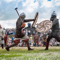 /content/images/pages/1167/zoomi_tobolsk._festival_abalakskoe_pole.jpg