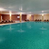 /content/images/pages/1363/zoomi_she3733po173849swimming_poolmed.jpg