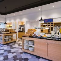 /content/images/pages/1370/zoomi_ledcc_breakfast_1.jpg