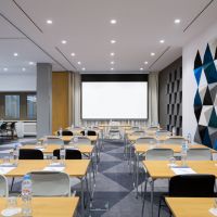 /content/images/pages/1370/zoomi_ledcc_neva_meeting_room_2.jpg