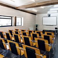 /content/images/pages/1682/zoomi_konferentszal.jpg