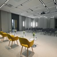 /content/images/pages/1759/zoomi_svet_konferentszal.jpg