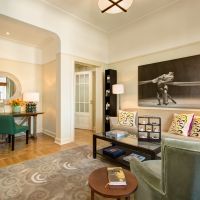 /content/images/pages/459/zoomi_rfh_hotel_astoria__deluxe_suite_8065.jpg