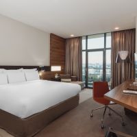 /content/images/pages/492/zoomi_pullman_executive_city_view.jpg